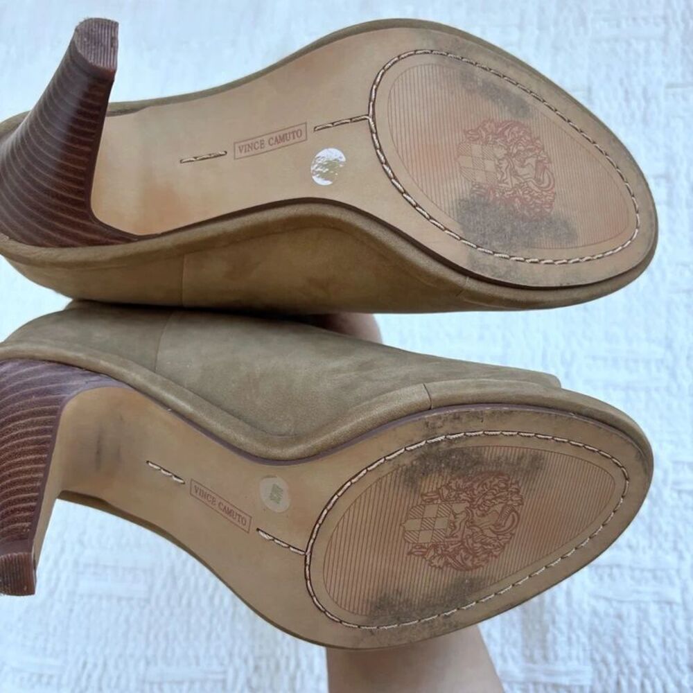 Vince Camuto Taupe Suede Peep Toe Heeled Ankle Booties Fall Winter - Picture 5 of 8